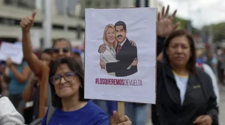 Pueblo-de-Venezuela-sumado-a-jornada-mundial-de-oracion-por-la-paz-y-la-liberacion-de-sus-lideres-800x445